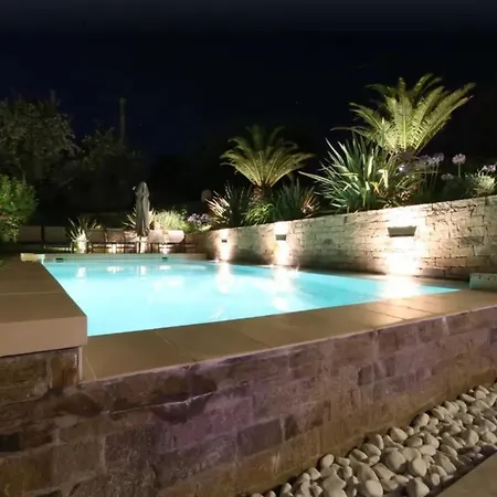 Luxury With Large Pool * Saint-Tropez